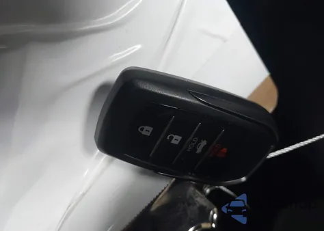 2017 Toyota Mirai z USA, uszkodzony, nr VIN JTDBVRBD9HA003452